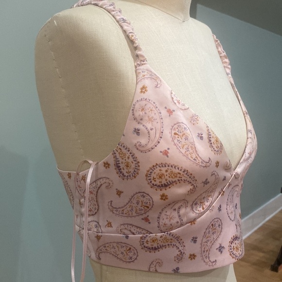 NWOT Zara paisley effect crop top‎ - Picture 3 of 12